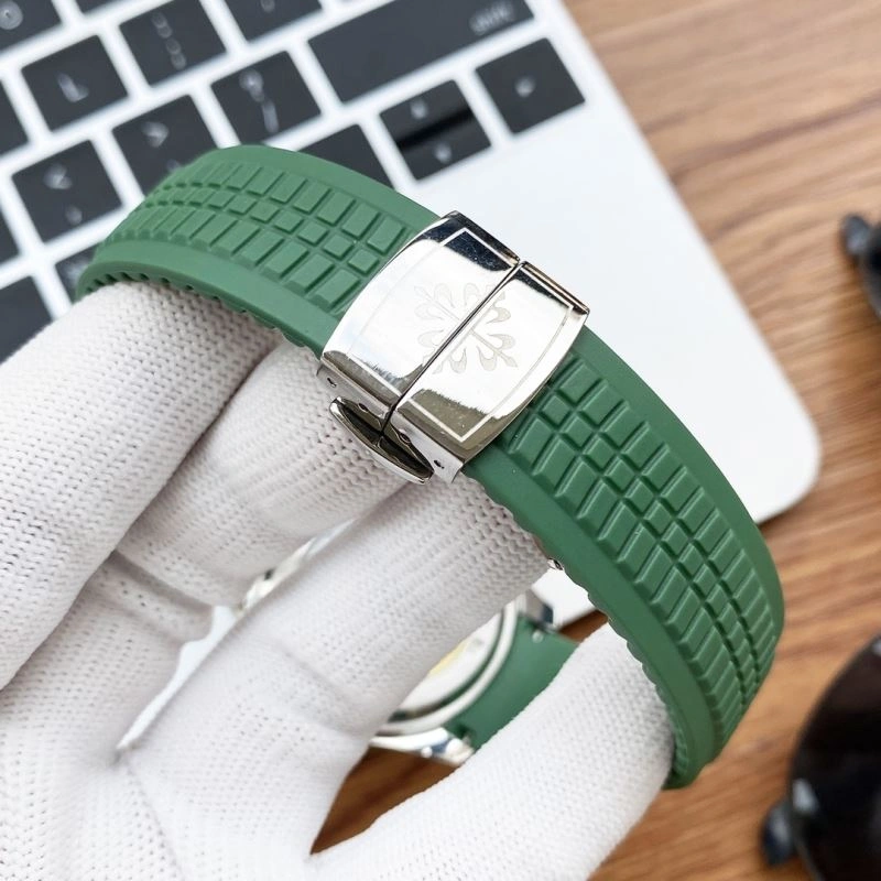 Bold PATEK PHILIPPE Watches 197926