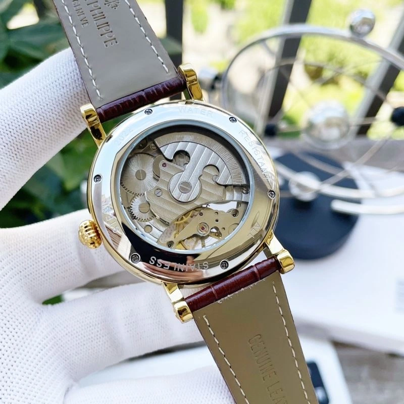 Sleek PATEK PHILIPPE Watches 197857