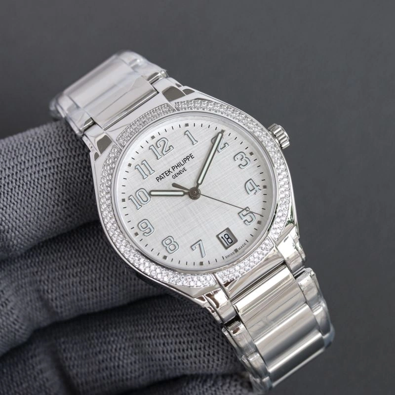 Vibrant PATEK PHILIPPE Watches 197743