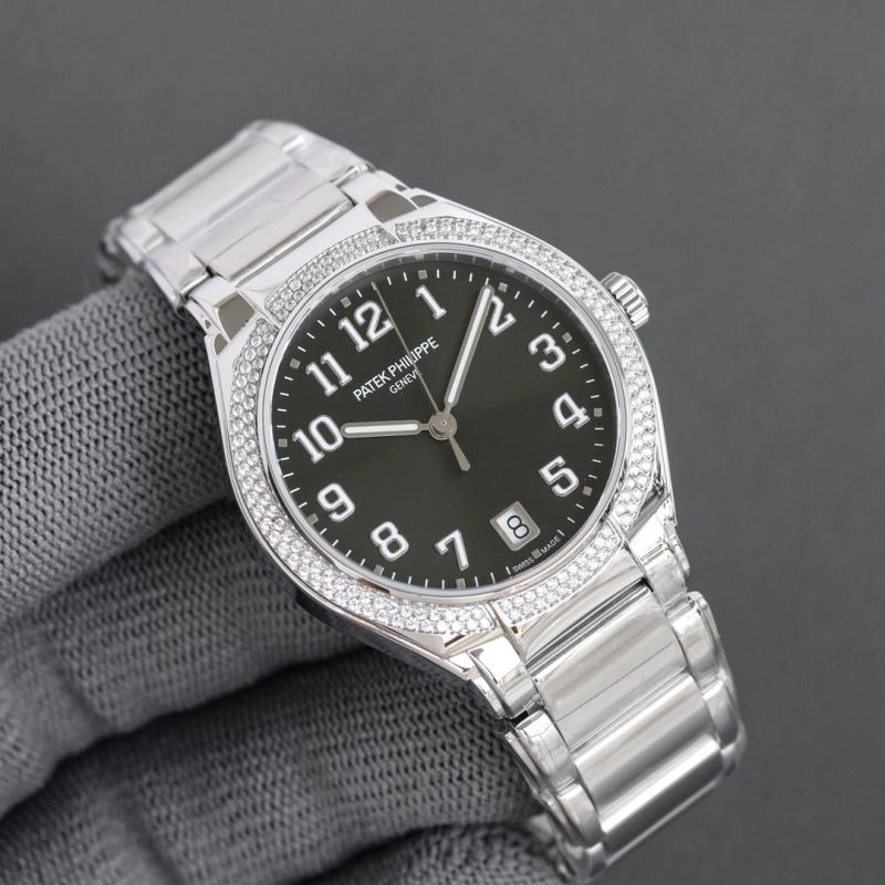 Vibrant PATEK PHILIPPE Watches 197743