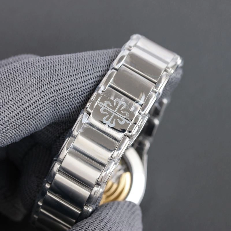 Vibrant PATEK PHILIPPE Watches 197743