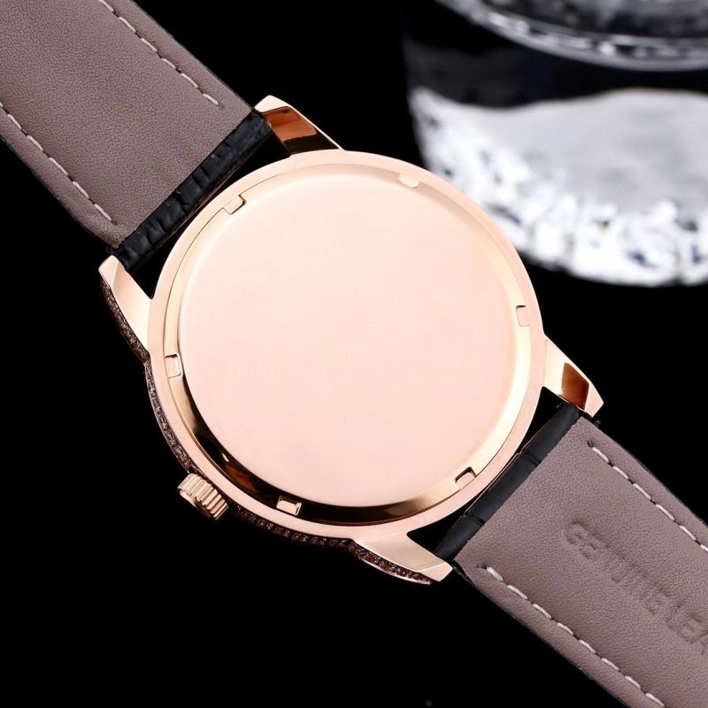 Versatile PATEK PHILIPPE Watches 197675