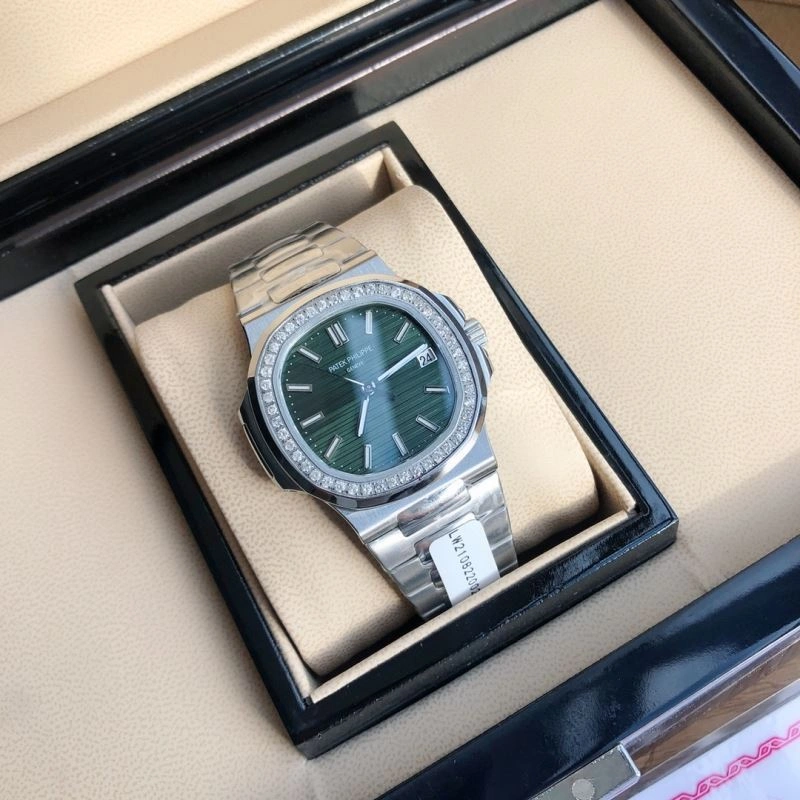 Vibrant PATEK PHILIPPE Watches 197667