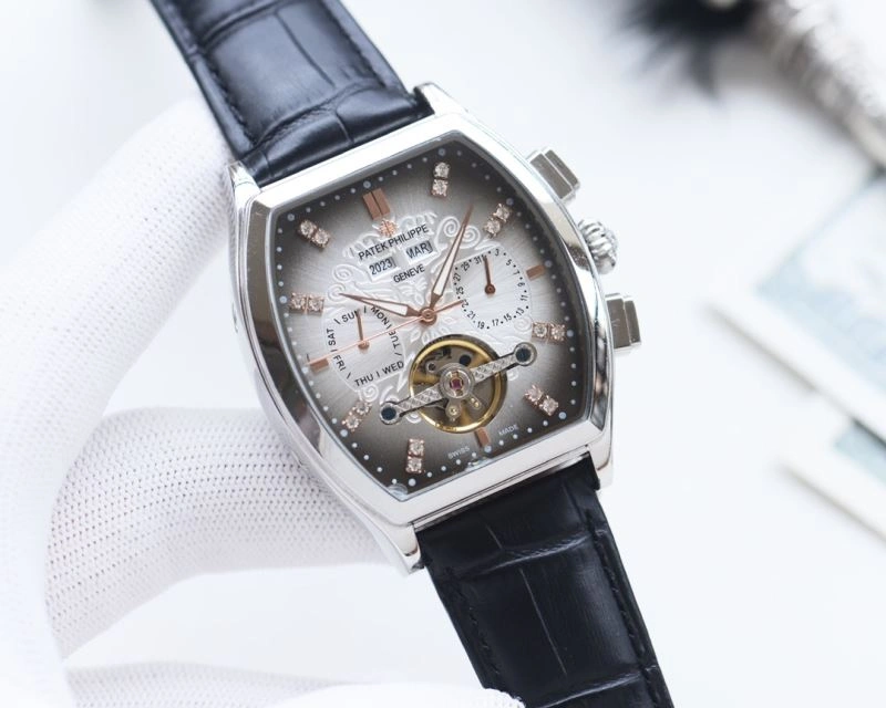 Functional PATEK PHILIPPE Watches 197616