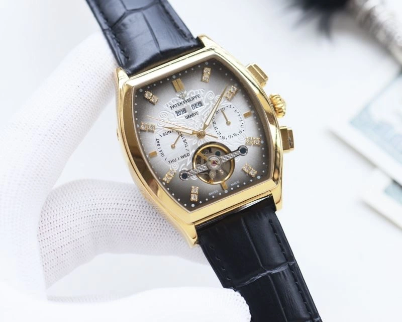 Functional PATEK PHILIPPE Watches 197616