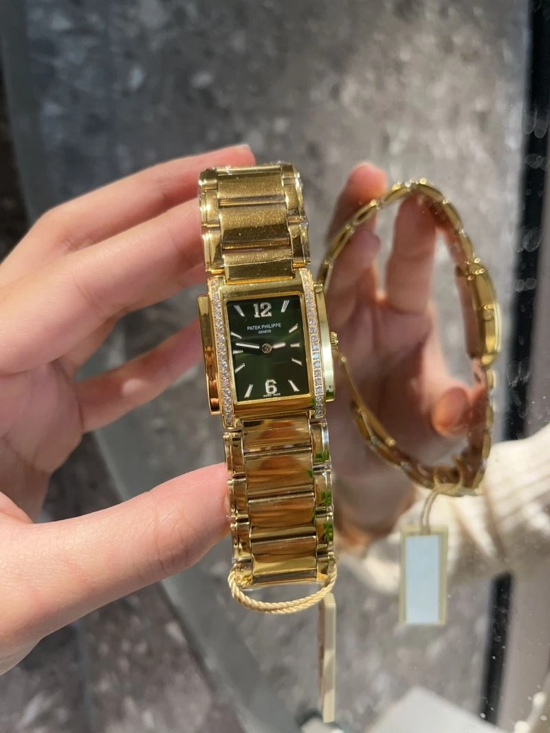 PATEK PHILIPPE Watches Practical 197601