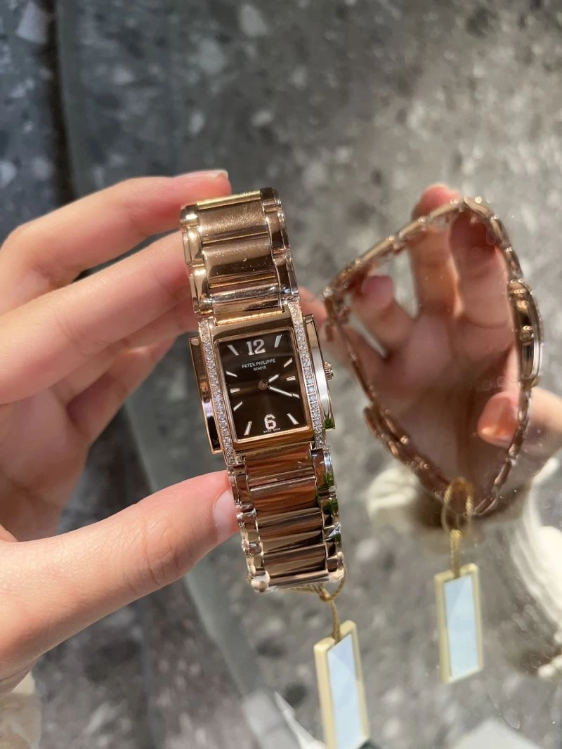 SmoothTexture PATEK PHILIPPE Watches 197610