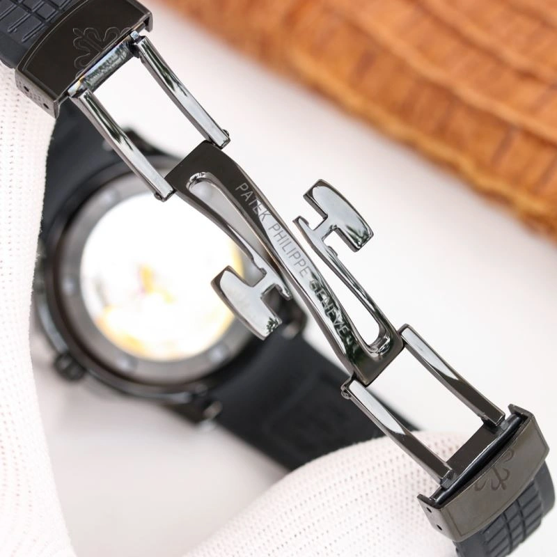 Bold PATEK PHILIPPE Watches 197518