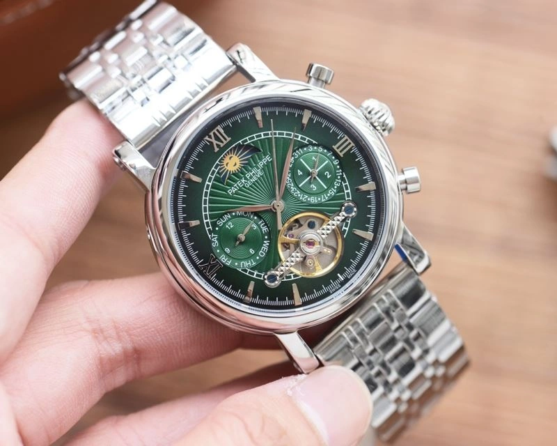 Attractive PATEK PHILIPPE Watches 197519