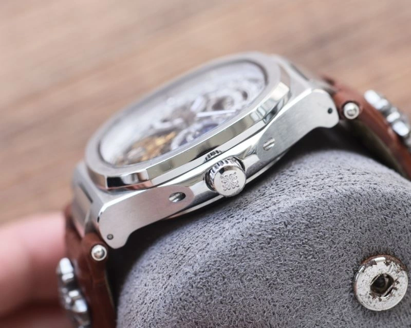 Flexible PATEK PHILIPPE Watches 197500