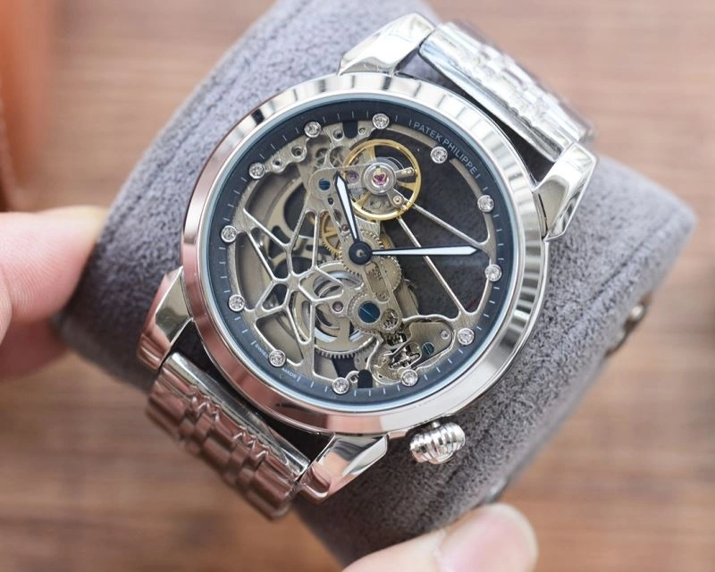 Neat PATEK PHILIPPE Watches 197520
