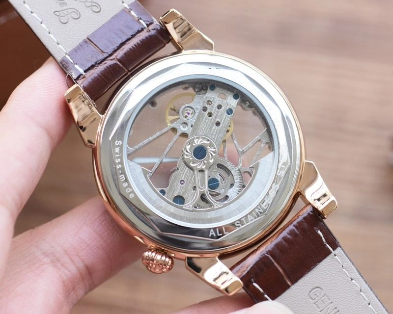 Neat PATEK PHILIPPE Watches 197520