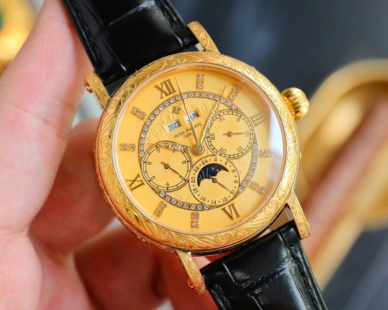 Refined PATEK PHILIPPE Watches 197508