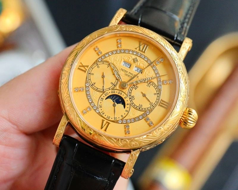 Refined PATEK PHILIPPE Watches 197508