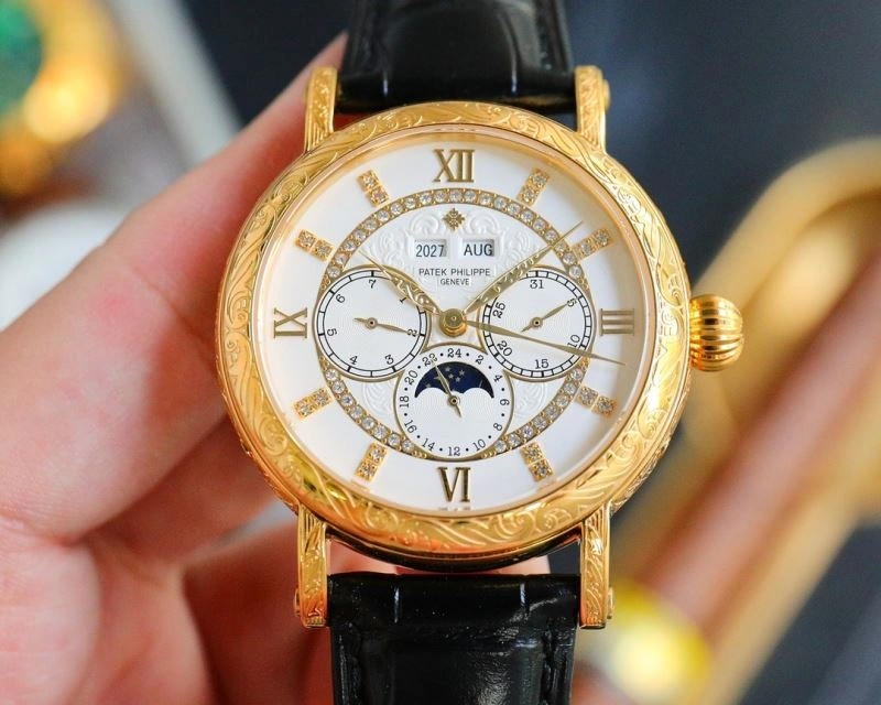 Refined PATEK PHILIPPE Watches 197508