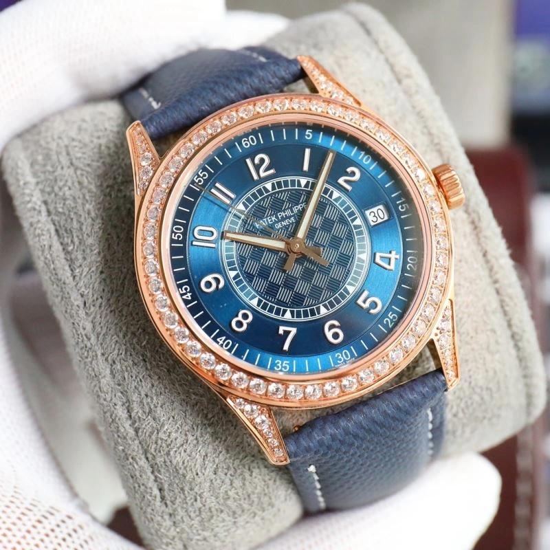 Snug PATEK PHILIPPE Watches 197470