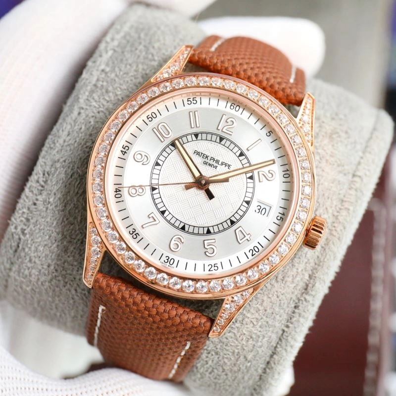 Snug PATEK PHILIPPE Watches 197470