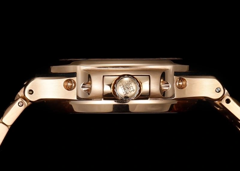 PATEK PHILIPPE Watches Trendsetting 197449
