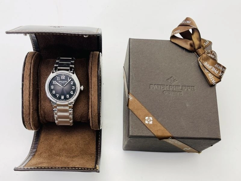 Minimalist PATEK PHILIPPE Watches 197453