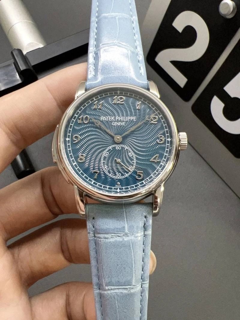 Stylish PATEK PHILIPPE Watches 197446