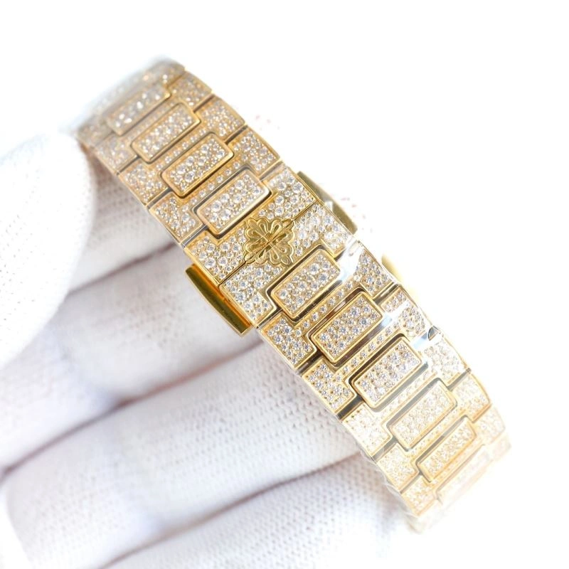 Trendsetting PATEK PHILIPPE Watches 197423