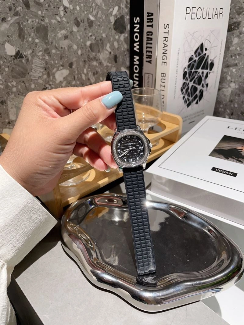 Flexible PATEK PHILIPPE Watches 197394