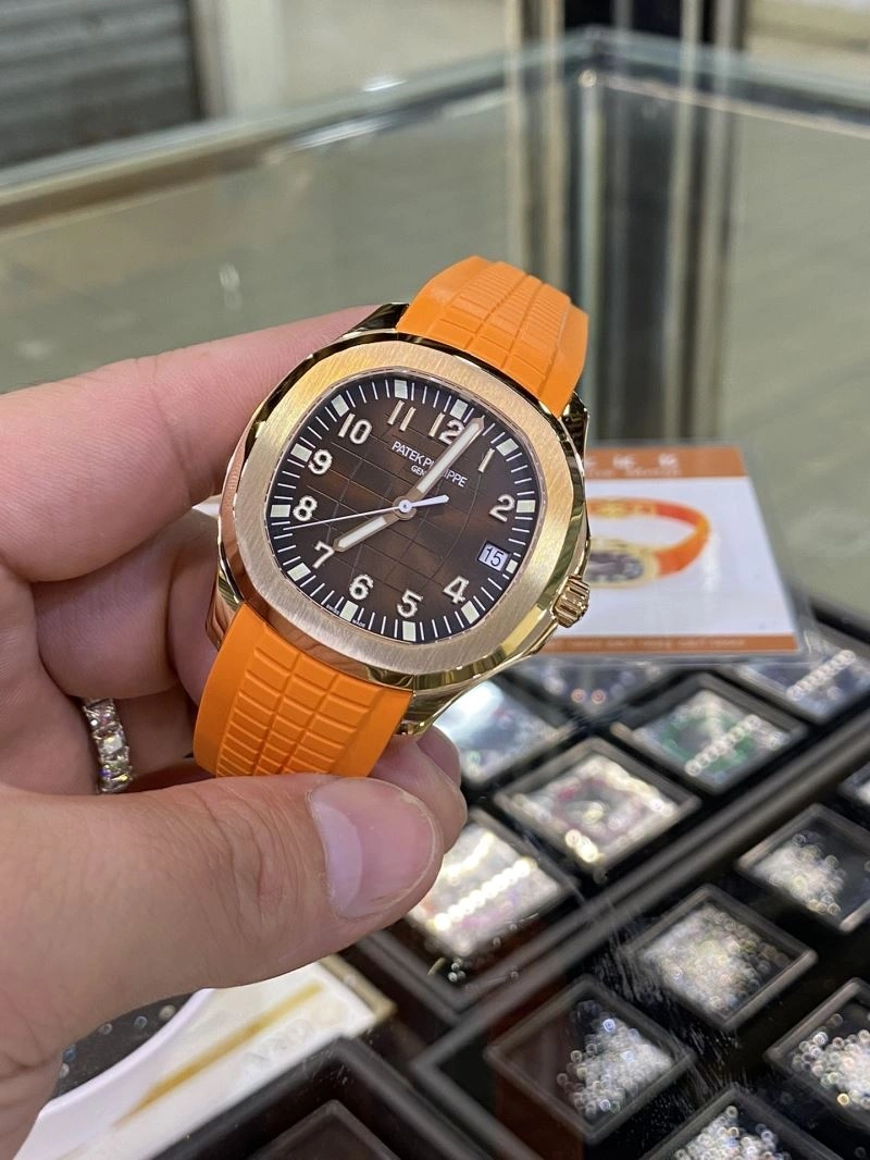 WaterResistant PATEK PHILIPPE Watches 197384