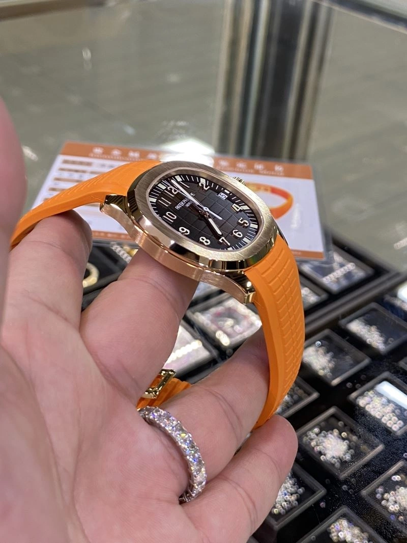 WaterResistant PATEK PHILIPPE Watches 197384