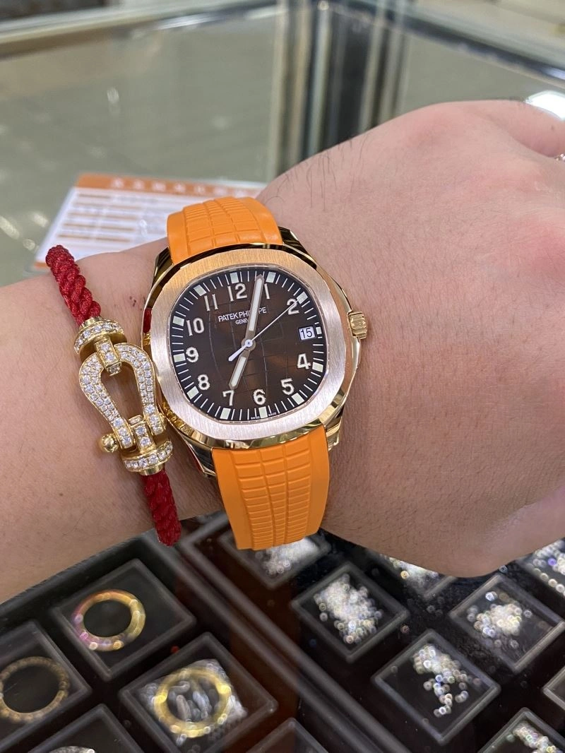 WaterResistant PATEK PHILIPPE Watches 197384