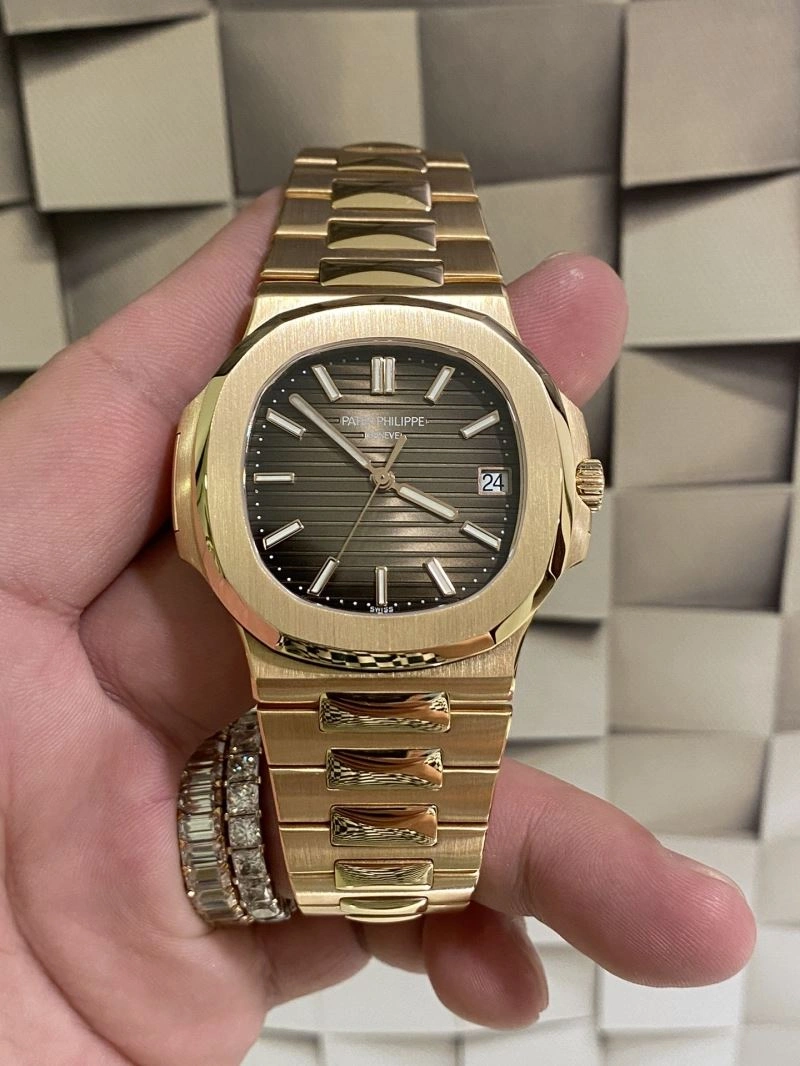 Trendsetting PATEK PHILIPPE Watches 197368