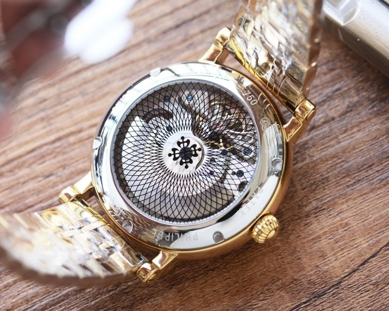 Stretchable PATEK PHILIPPE Watches 197309
