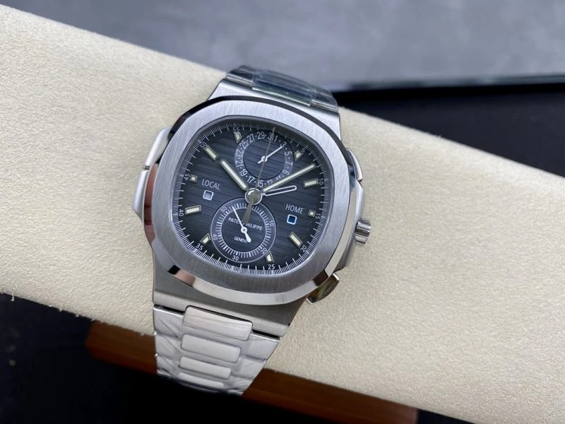 Compact PATEK PHILIPPE Watches 197243