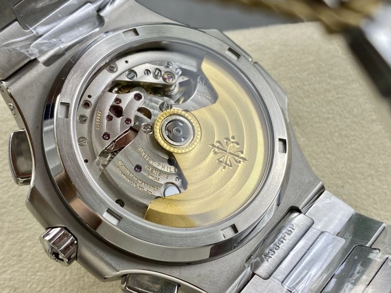 Compact PATEK PHILIPPE Watches 197243