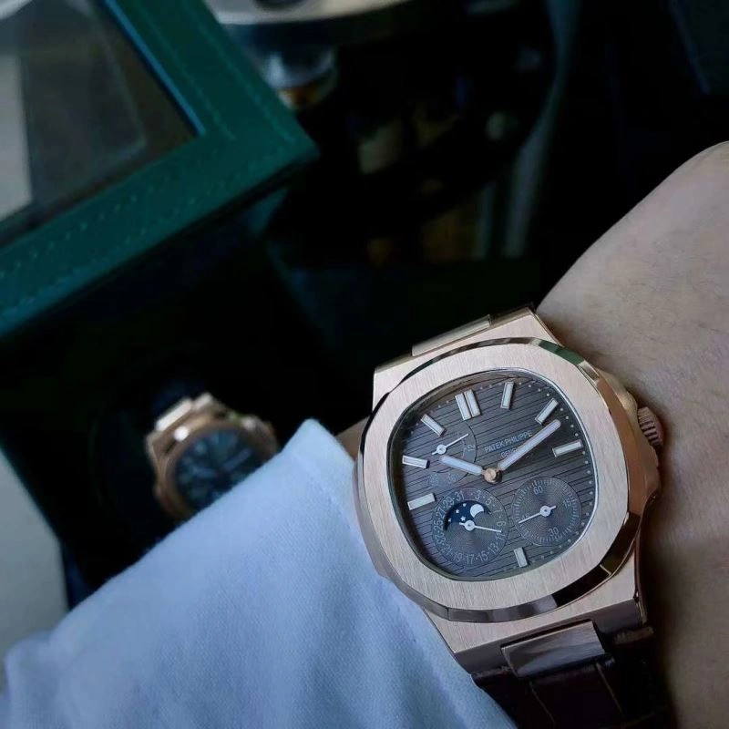 Tailored PATEK PHILIPPE Watches 197209