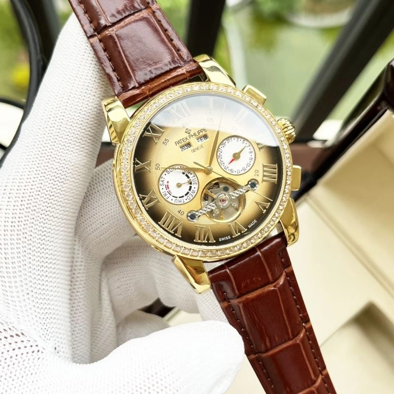 Functional PATEK PHILIPPE Watches 197145