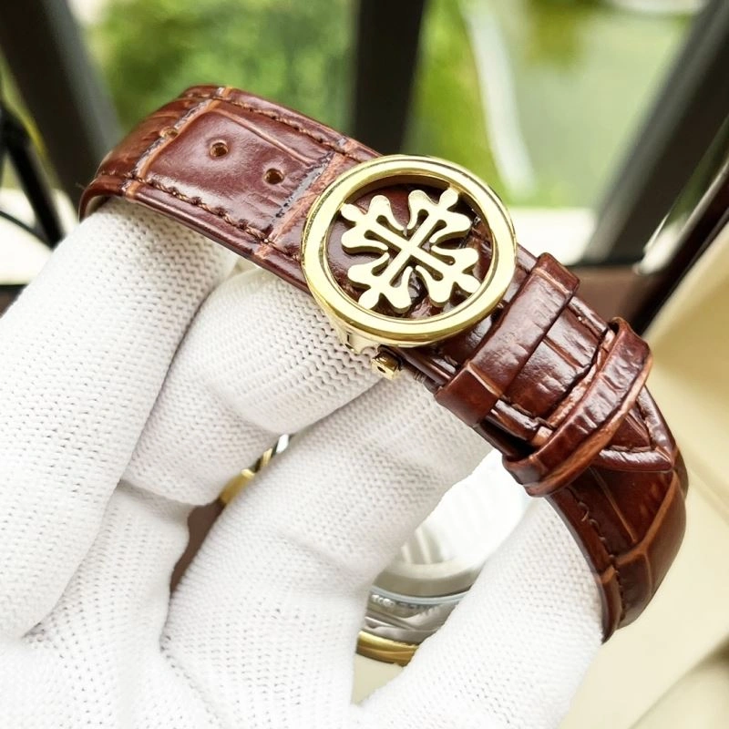 Functional PATEK PHILIPPE Watches 197145