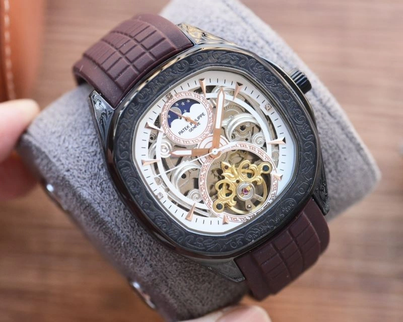Seasonal PATEK PHILIPPE Watches 197114