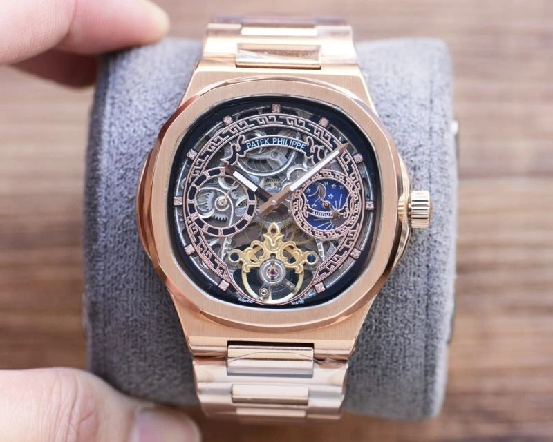 Snug PATEK PHILIPPE Watches 197121