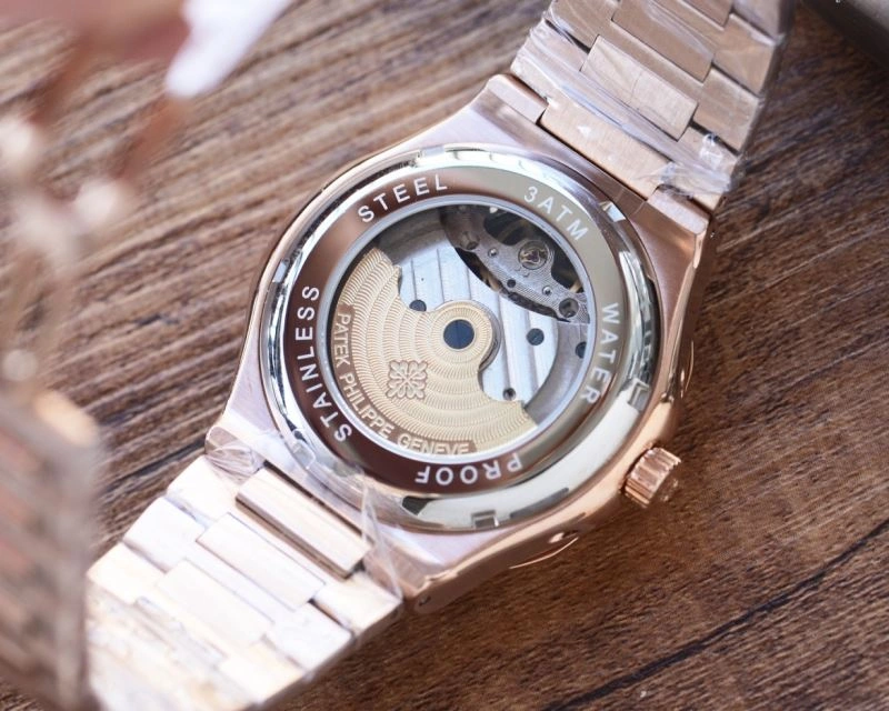 Snug PATEK PHILIPPE Watches 197121