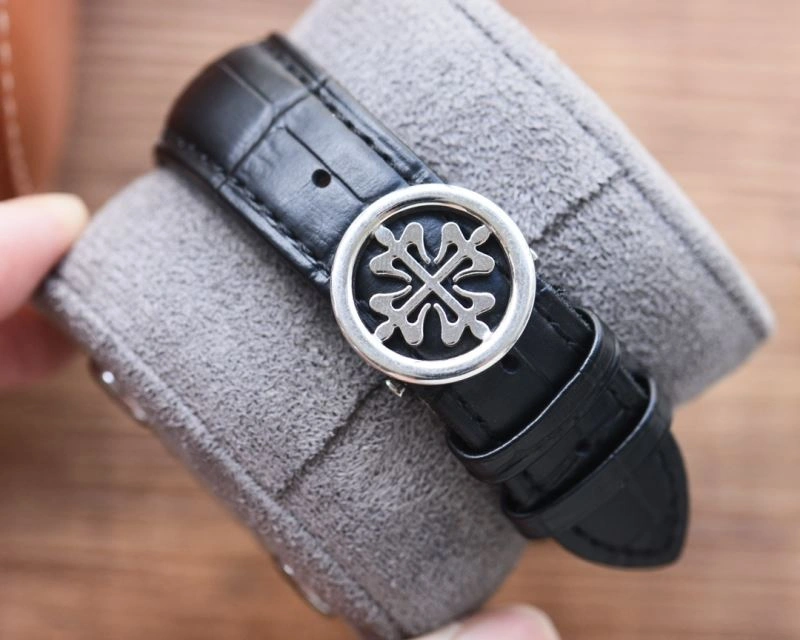 PATEK PHILIPPE Watches Trendsetting 197129