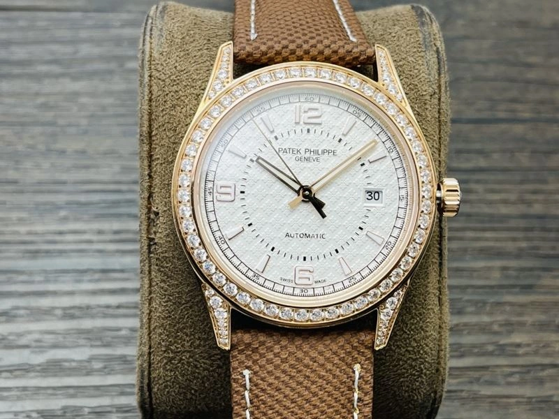 Stretchable PATEK PHILIPPE Watches 196889