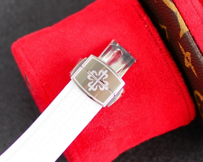 WrinkleFree PATEK PHILIPPE Watches 196845