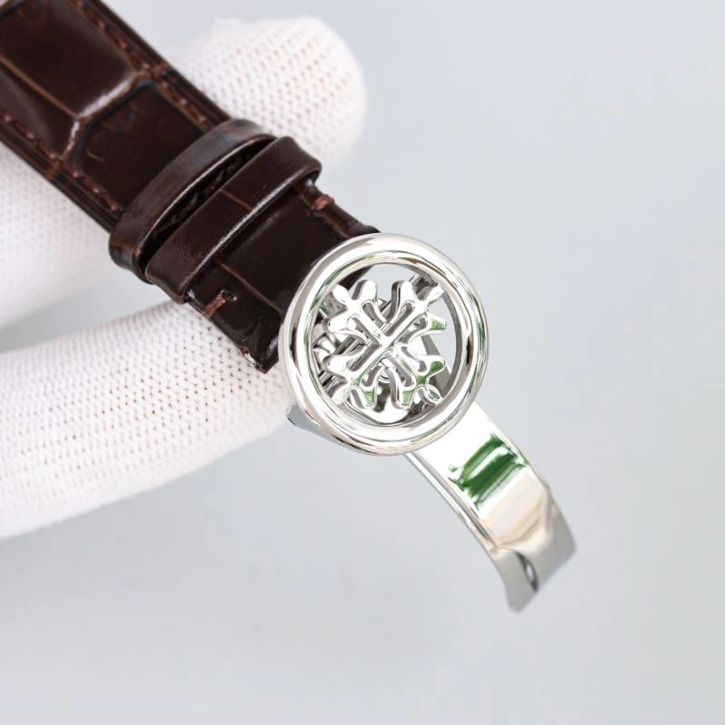 Compact PATEK PHILIPPE Watches 196829