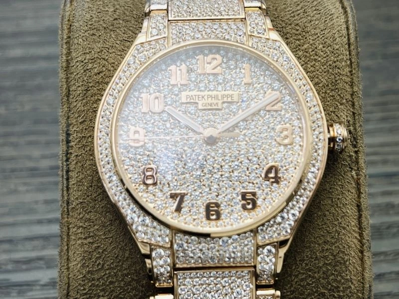 Seasonal PATEK PHILIPPE Watches 196784