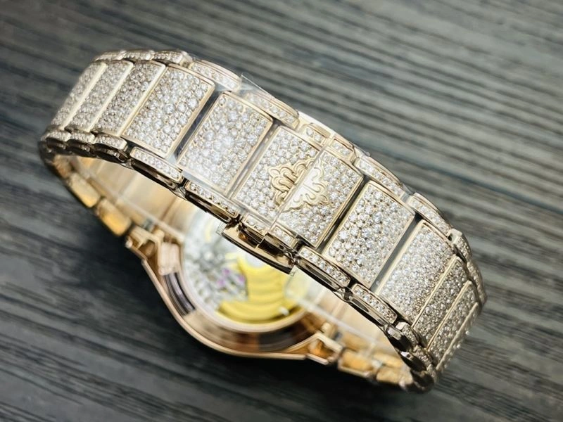 Seasonal PATEK PHILIPPE Watches 196784