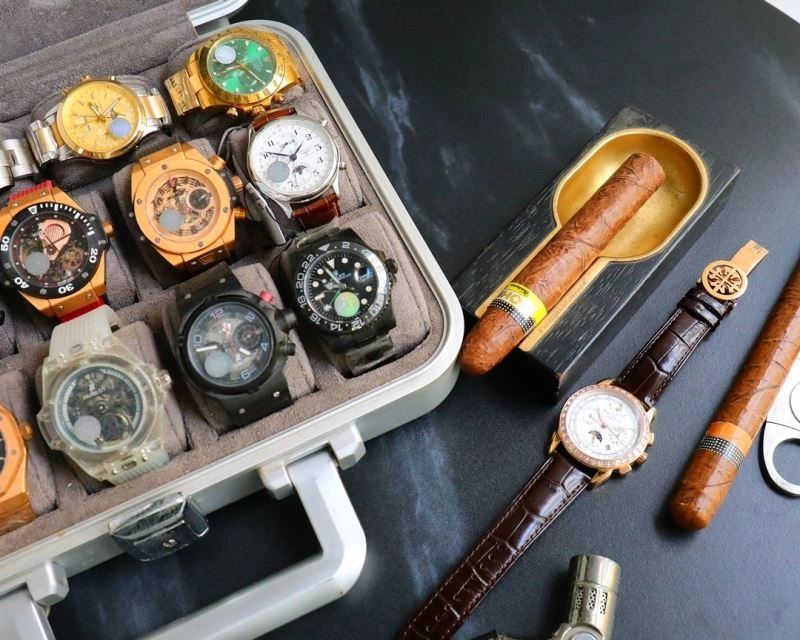 WaterResistant PATEK PHILIPPE Watches 196693
