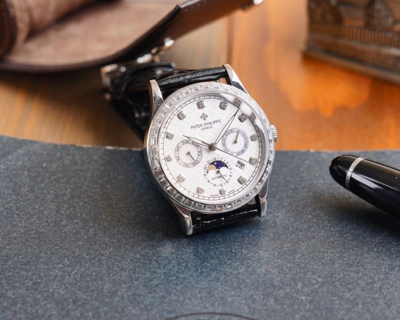 Unique PATEK PHILIPPE Watches 196673