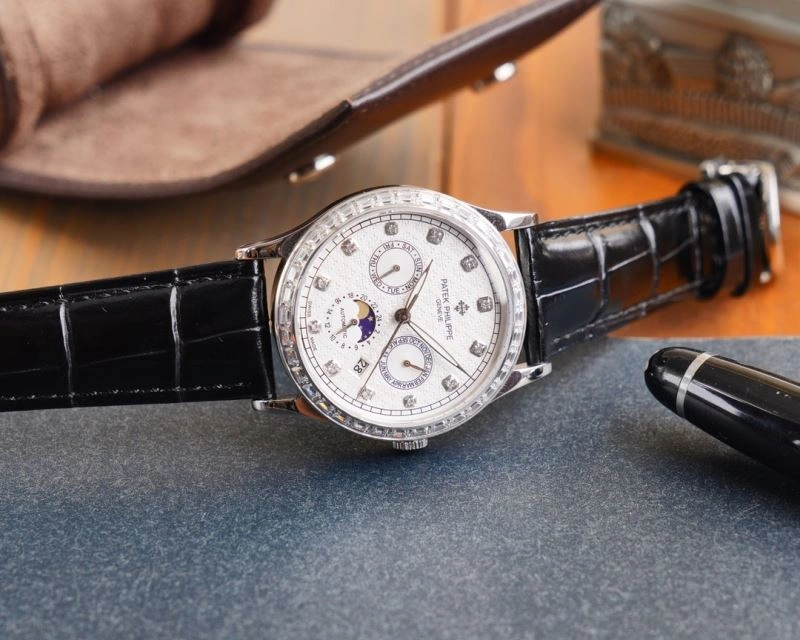 Unique PATEK PHILIPPE Watches 196673
