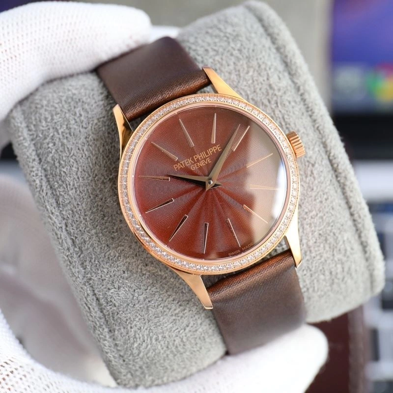 Compact PATEK PHILIPPE Watches 196585