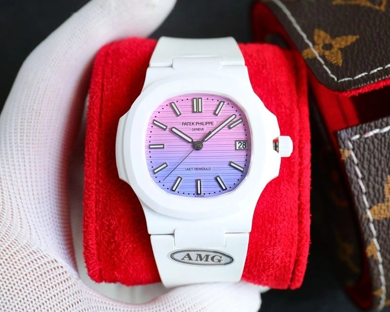 Bold PATEK PHILIPPE Watches 196434